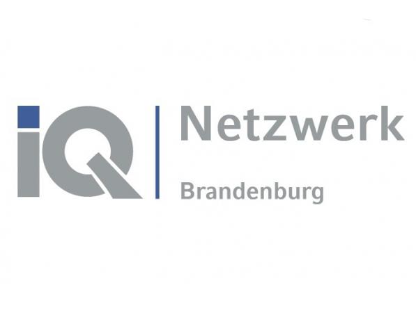 Sie sucht ihn land brandenburg